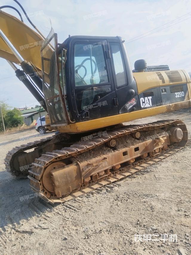 左側(cè)履帶整體?(行走機(jī)構(gòu)) 左側(cè)履帶整體?(行走機(jī)構(gòu))