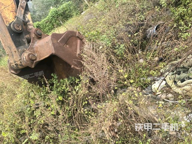 小臂整體左后（工作和回轉裝置）