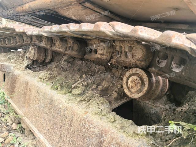 右驅(qū)動(dòng)輪(行走機(jī)構(gòu)) 右驅(qū)動(dòng)輪(行走機(jī)構(gòu))