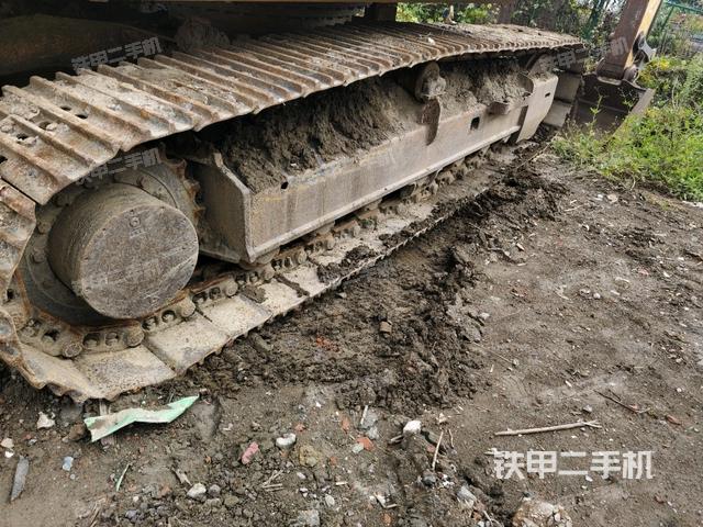 右側履帶整體(行走機構) 右側履帶整體(行走機構)