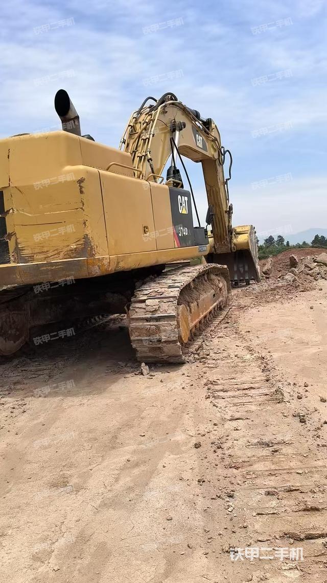 右后45(整機(jī)外觀) 右后45(整機(jī)外觀)