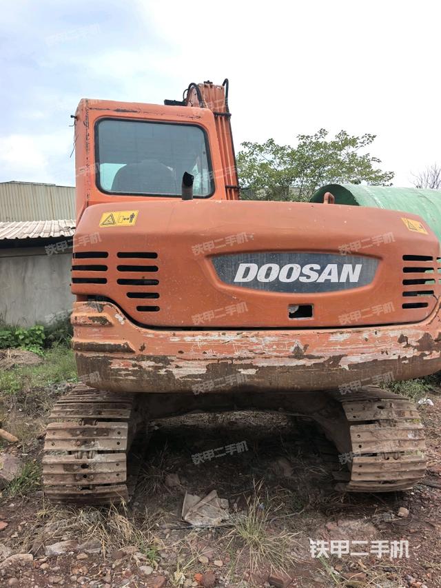 右后45(整机外观) 右后45(整机外观)