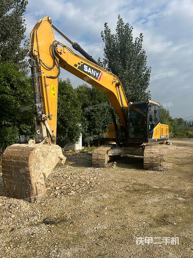 三一重工SY205C挖掘机