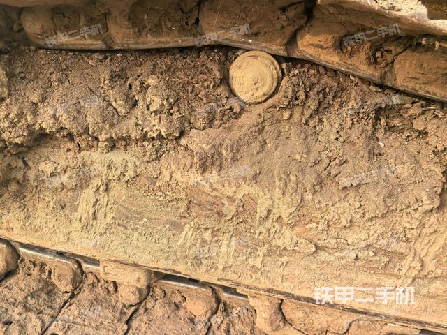 左側(cè)行走馬達(dá)蓋板(行走機(jī)構(gòu)) 左側(cè)行走馬達(dá)蓋板(行走機(jī)構(gòu))