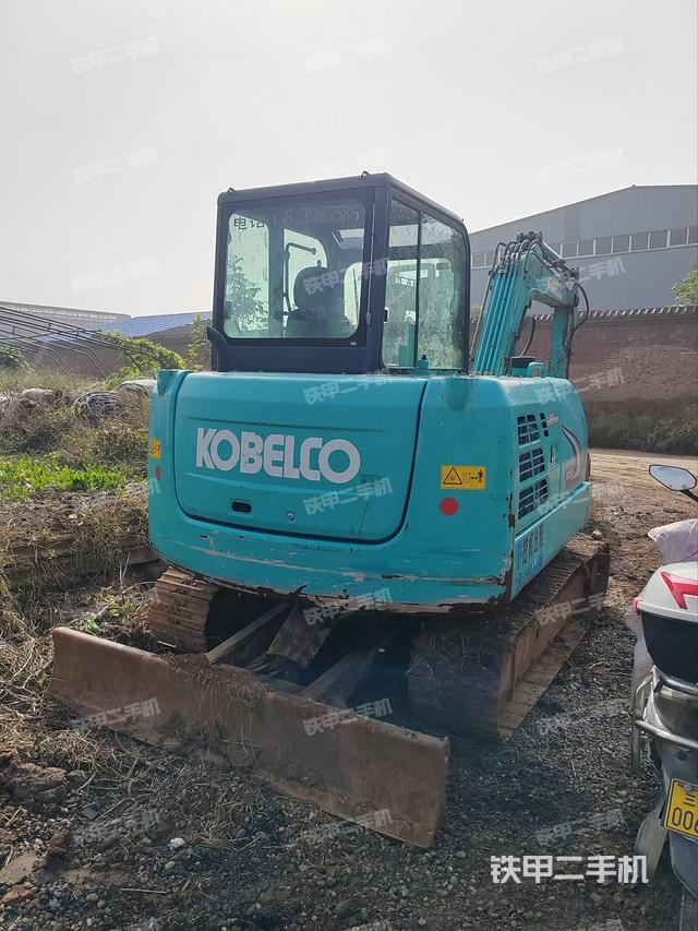 整機右后45°(整機外觀) 整機右后45°(整機外觀)