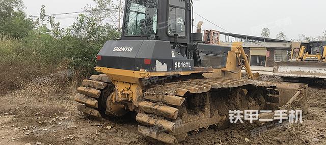 整机右后45°(设备外观及核心部件) 整机右后45°(设备外观及核心部件)