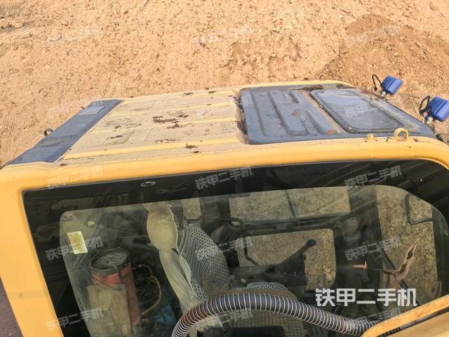 发动机室(上车部件) 发动机室(上车部件)