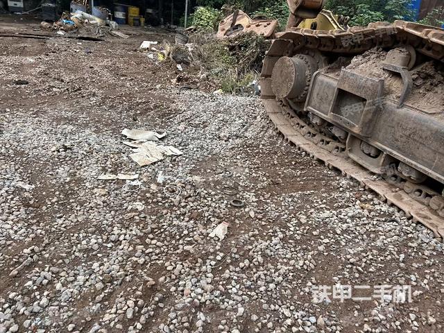 左驅(qū)動輪(行走機構(gòu)) 左驅(qū)動輪(行走機構(gòu))