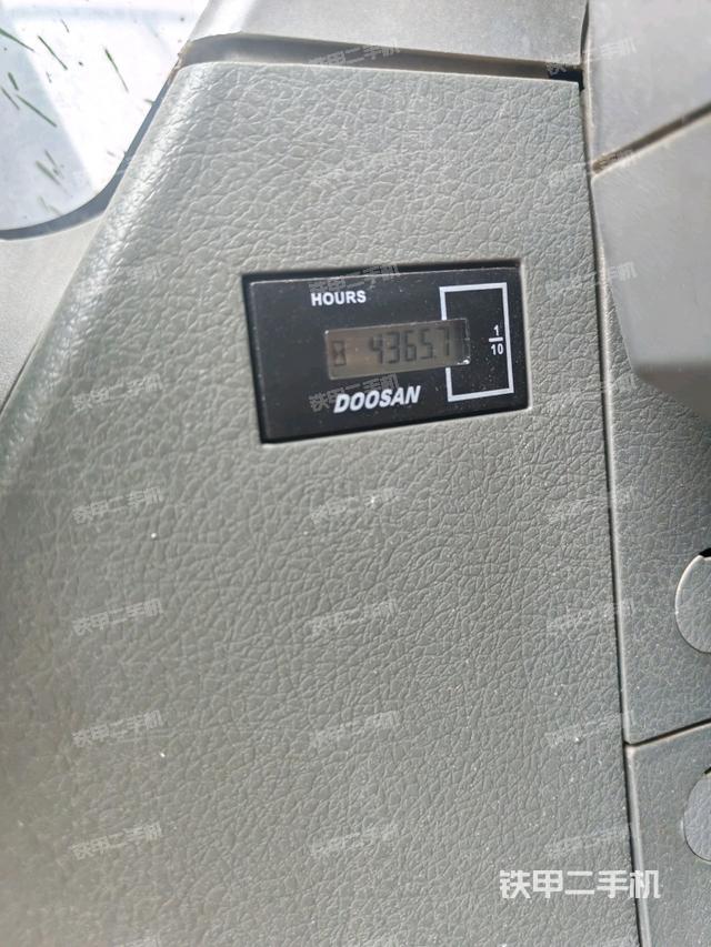 小時表(駕駛室部分) 小時表(駕駛室部分)