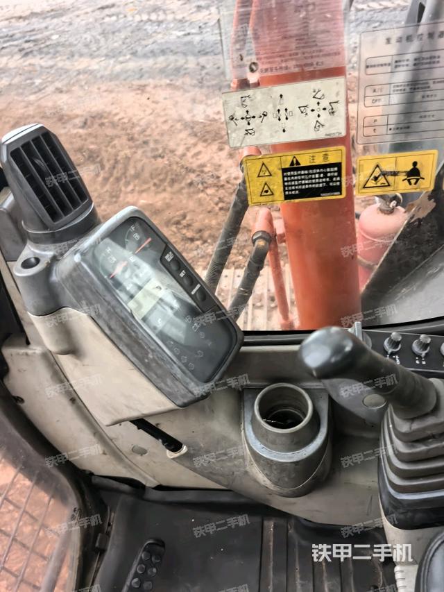 小時(shí)表(駕駛室部分) 小時(shí)表(駕駛室部分)