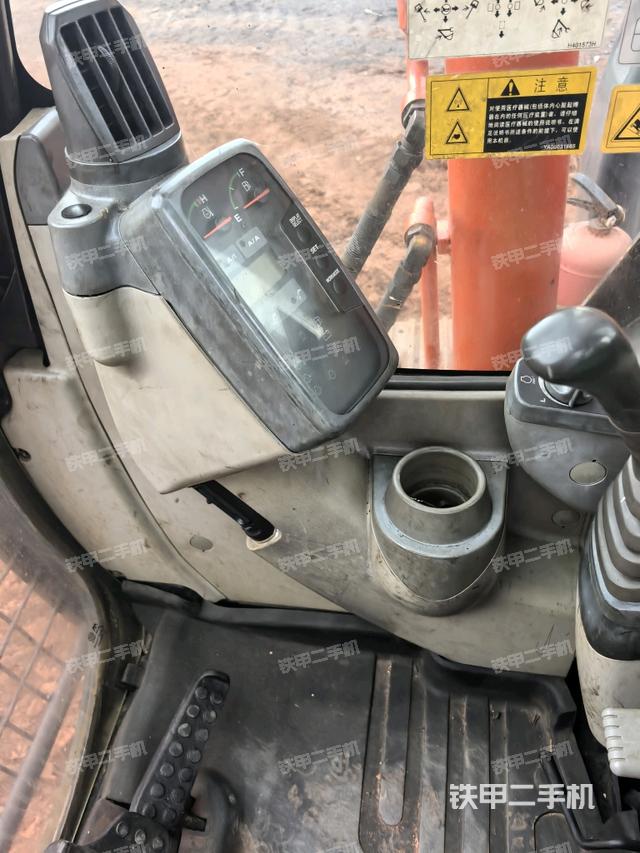 顯示屏?(駕駛室部分) 顯示屏?(駕駛室部分)