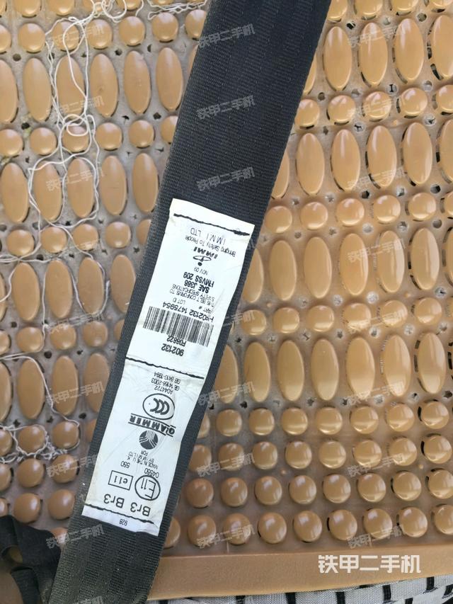 右侧玻璃角标(驾驶室部分) 右侧玻璃角标(驾驶室部分)