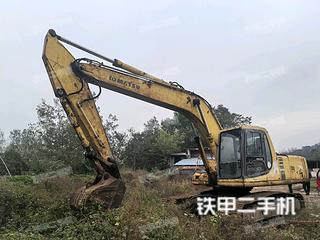 小松PC220-6挖掘机