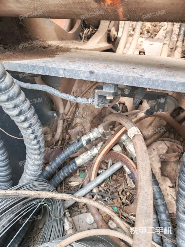 氣門室蓋螺絲特寫(上車部件) 氣門室蓋螺絲特寫(上車部件)