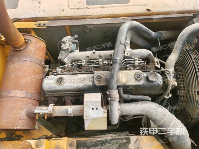 發(fā)動(dòng)機(jī)室(上車部件) 發(fā)動(dòng)機(jī)室(上車部件)