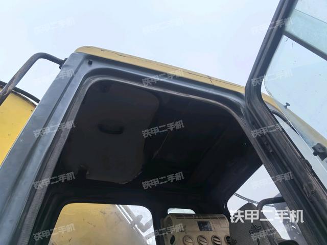 座椅右側控制臺/鑰匙門/油門/含右手柄（駕駛室部分）