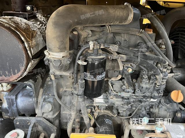 发动机整体俯视(整机外观) 发动机整体俯视(整机外观)