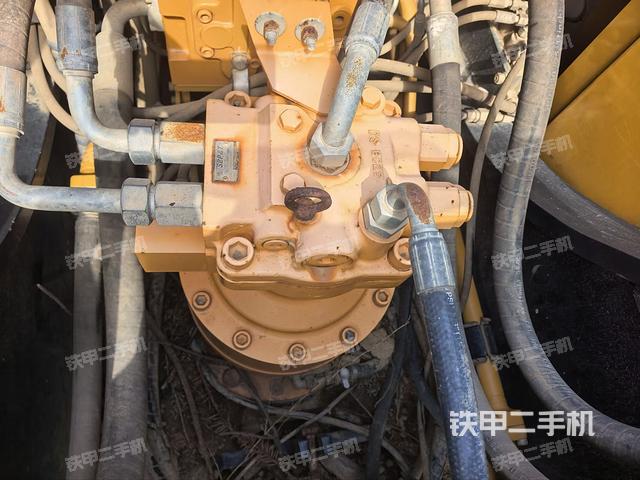 回转马达(上车部件) 回转马达(上车部件)