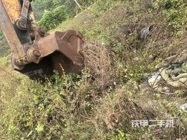 大臂整體?右側（工作和回轉裝置）