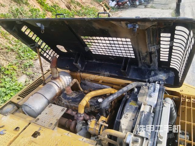 發(fā)動機(jī)室(上車部件) 發(fā)動機(jī)室(上車部件)