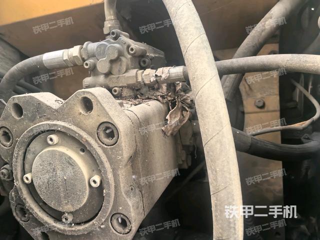 散熱器正面(大件艙室) 散熱器正面(大件艙室)