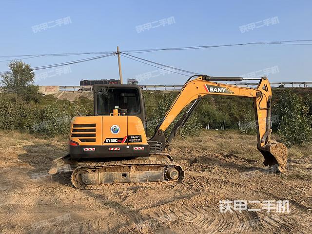 整機右后45°(整機外觀) 整機右后45°(整機外觀)