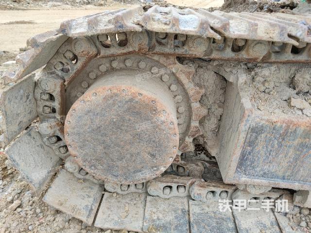 右驅(qū)動(dòng)輪(行走機(jī)構(gòu)) 右驅(qū)動(dòng)輪(行走機(jī)構(gòu))