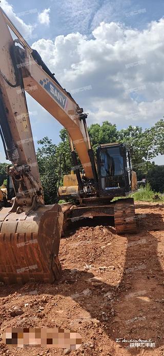 三一重工SY200C挖掘机