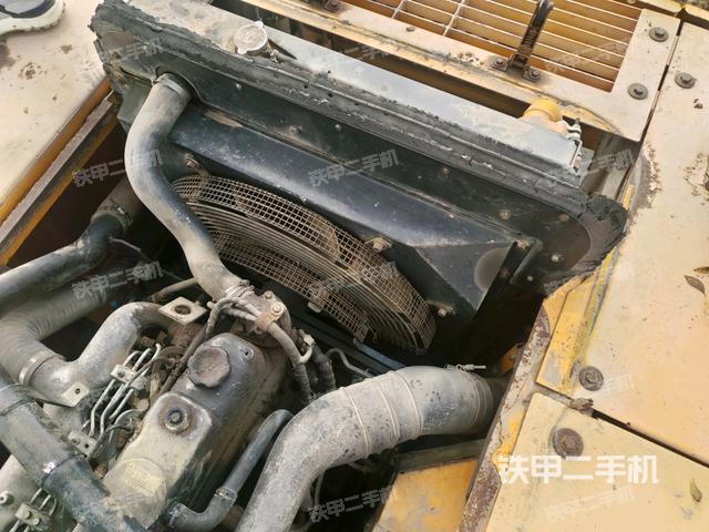 水箱+風(fēng)扇特寫(上車部件) 水箱+風(fēng)扇特寫(上車部件)