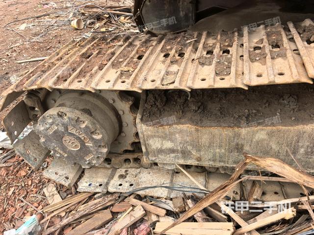 左側履帶整體?(行走機構) 左側履帶整體?(行走機構)