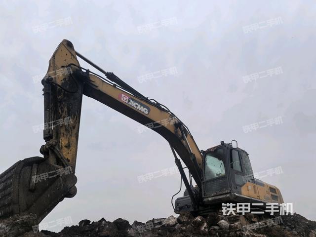 徐工XE245DK挖掘機(jī)