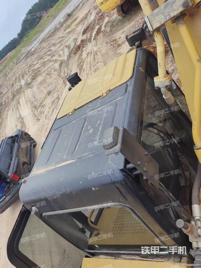 駕駛室頂部俯視(上車部件) 駕駛室頂部俯視(上車部件)