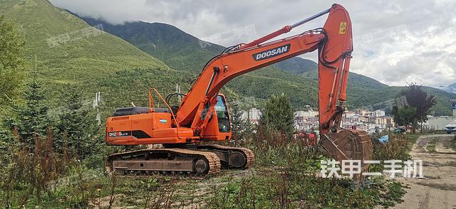 整机右后45°(整机外观) 整机右后45°(整机外观)