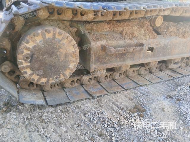 左側(cè)行走馬達蓋板(行走機構(gòu)) 左側(cè)行走馬達蓋板(行走機構(gòu))