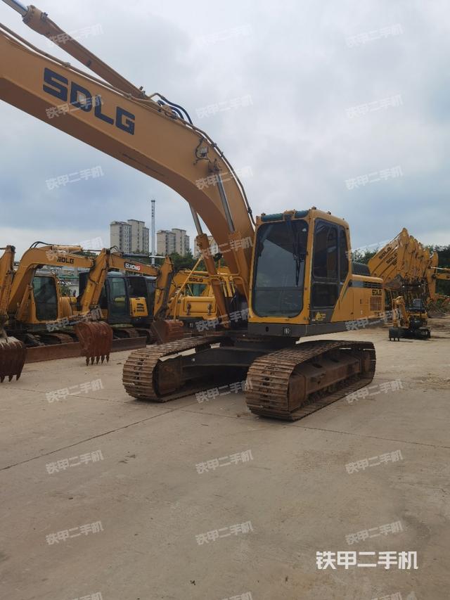 山東臨工E6205F挖掘機(jī)