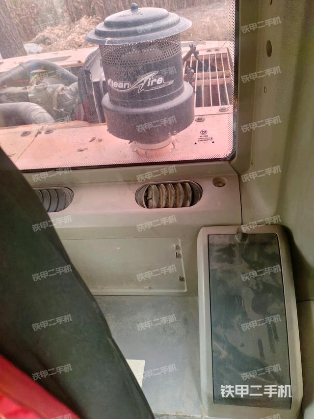 后窗玻璃角標(biāo)(駕駛室部分) 后窗玻璃角標(biāo)(駕駛室部分)