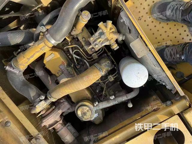 发动机整体俯视(整机外观) 发动机整体俯视(整机外观)