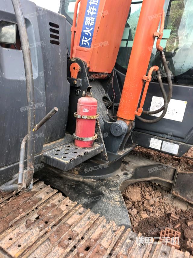 大臂根部?斜(工作和回轉(zhuǎn)裝置) 大臂根部?斜(工作和回轉(zhuǎn)裝置)