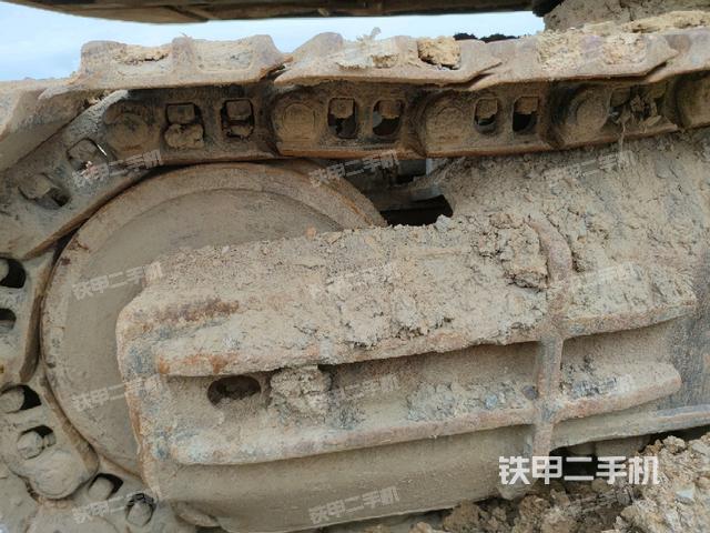 左側(cè)行走馬達(dá)蓋板(行走機(jī)構(gòu)) 左側(cè)行走馬達(dá)蓋板(行走機(jī)構(gòu))