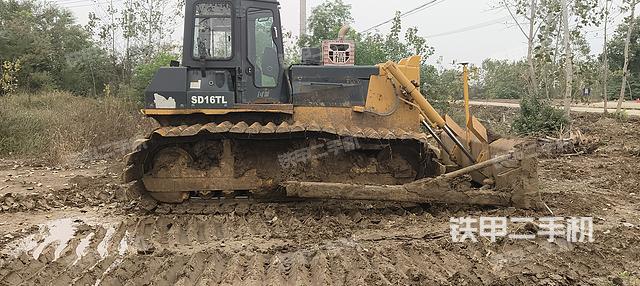 整机右侧(设备外观及核心部件) 整机右侧(设备外观及核心部件)