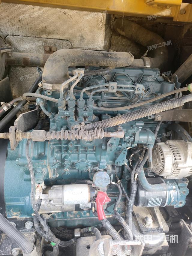 發(fā)動機(jī)整體俯視(整機(jī)外觀) 發(fā)動機(jī)整體俯視(整機(jī)外觀)