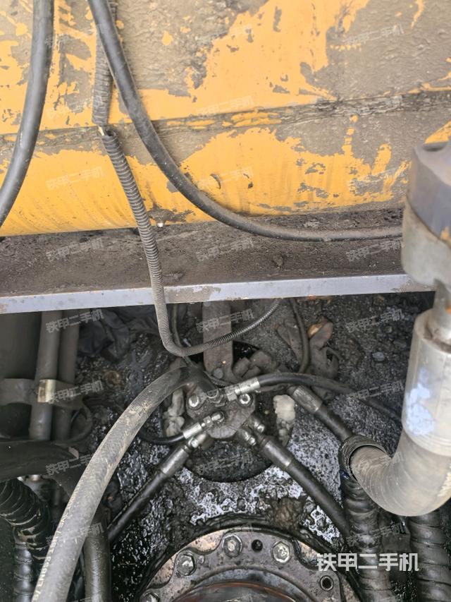 回轉(zhuǎn)馬達(dá)(上車(chē)部件) 回轉(zhuǎn)馬達(dá)(上車(chē)部件)