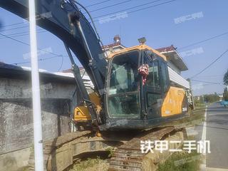 現(xiàn)代R215VS挖掘機(jī)