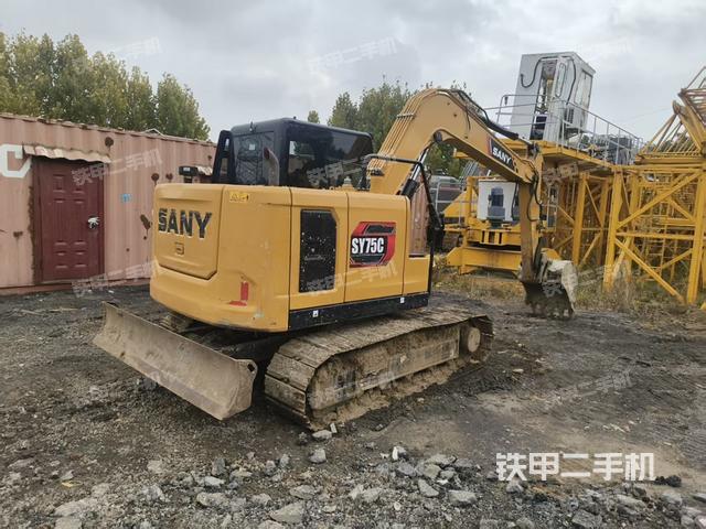 整机右后45°(整机外观) 整机右后45°(整机外观)