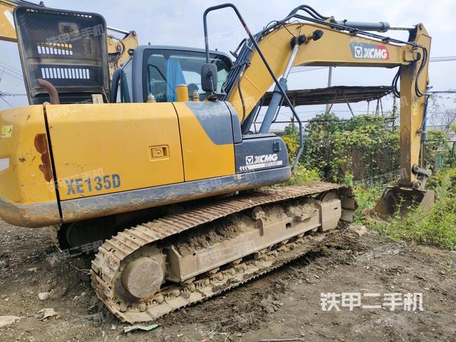 右后45(整機外觀) 右后45(整機外觀)