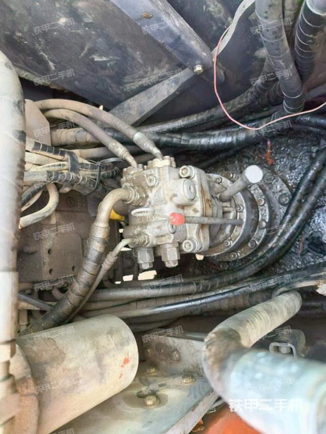 回轉(zhuǎn)馬達(上車部件) 回轉(zhuǎn)馬達(上車部件)