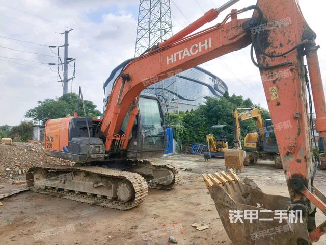 右前45(整機外觀) 右前45(整機外觀)