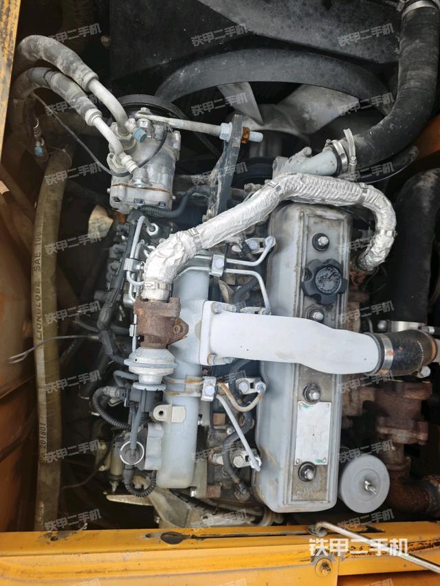 發(fā)動(dòng)機(jī)整體俯視(整機(jī)外觀) 發(fā)動(dòng)機(jī)整體俯視(整機(jī)外觀)