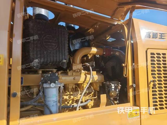 发动机左侧（整机外观及大件）