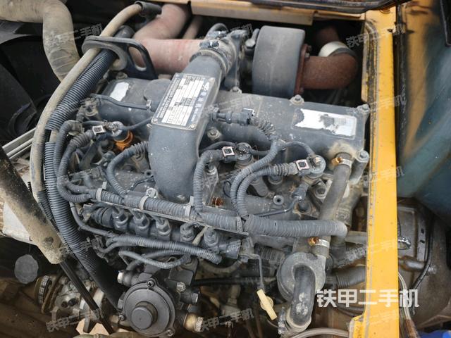 发动机整体俯视(整机外观) 发动机整体俯视(整机外观)